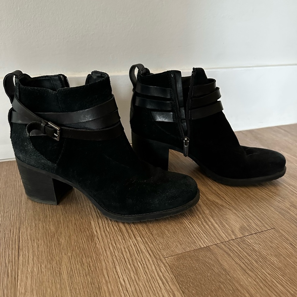 Sam Edelman Hannah Suede Booties